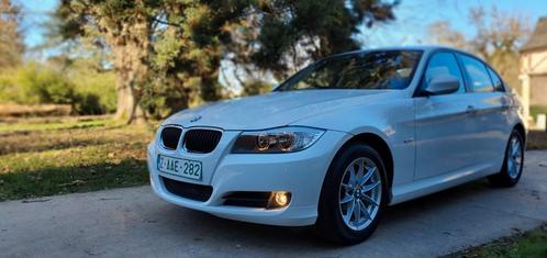 BMW 318d euro 5 km 11.000, Auto's, BMW, Bedrijf, Te koop, 3 Reeks, Boordcomputer, Lichtmetalen velgen, Mistlampen, Diesel, Euro 5