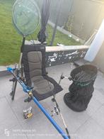 Klein terrein voor karpervissen, Watersport en Boten, Ophalen, Zo goed als nieuw