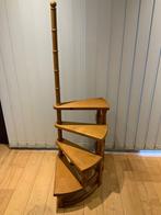 Houten opstap 4 treden hoogte hoogste treden 72 cm, Huis en Inrichting, Krukjes, Ophalen, Zo goed als nieuw, Hout
