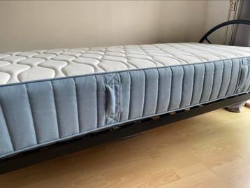 Matras in Leuven  beschikbaar voor biedingen