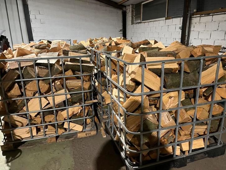 Gekloven Beuk + Eik, Tuin en Terras, Brandhout, Stammen, Beukenhout, 6 m³ of meer, Ophalen