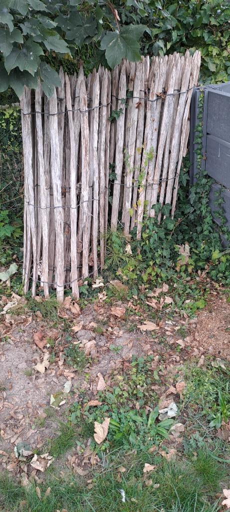 Kastanjehouten omheining, 25 meter, Tuin en Terras, Tuinhekken en Hekwerk, Gebruikt, Tuinhek, Hout, Ophalen