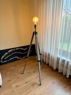 Minimalistische vloerlamp, Ophalen, Zo goed als nieuw