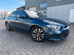 Mercedes A 180 Sedan benzine automaat, Auto's, Mercedes-Benz, Stof, Euro 6, 4 cilinders, Bedrijf
