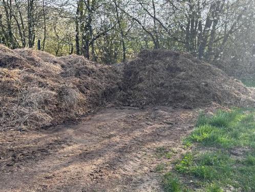 Gratis paardenmest, Tuin en Terras, Aarde en Mest, Mest, Ophalen