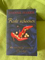 Joanne Harris - Rode schoenen, Boeken, Joanne Harris, Ophalen of Verzenden, Zo goed als nieuw