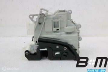 Portierslot rechtsachter Audi Q3 8U 8K0839016H beschikbaar voor biedingen
