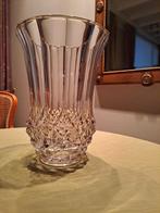 Ancien vase en cristal rose clair., Antiquités & Art, Antiquités | Vases, Enlèvement ou Envoi