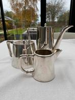 Art deco koffie-en theekan met melkkannetje, Ophalen, Zilver