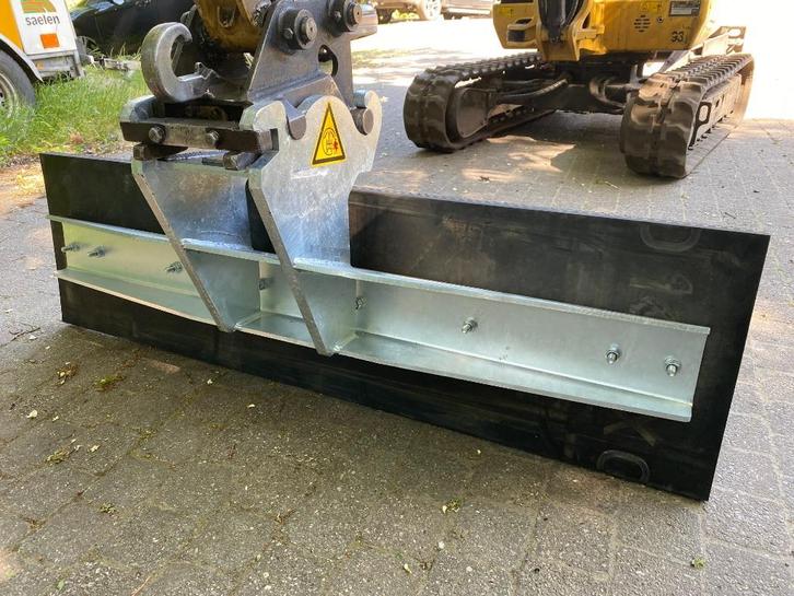 rubberschuif voor minigraver, Huis en Inrichting, Schoonmaakartikelen, Ophalen