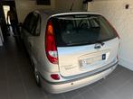 Nissan Almera Tino Benzine Full Optie 033.000km nieuw staat, Auto's, Almera Tino, Bedrijf, Euro 4, Te koop