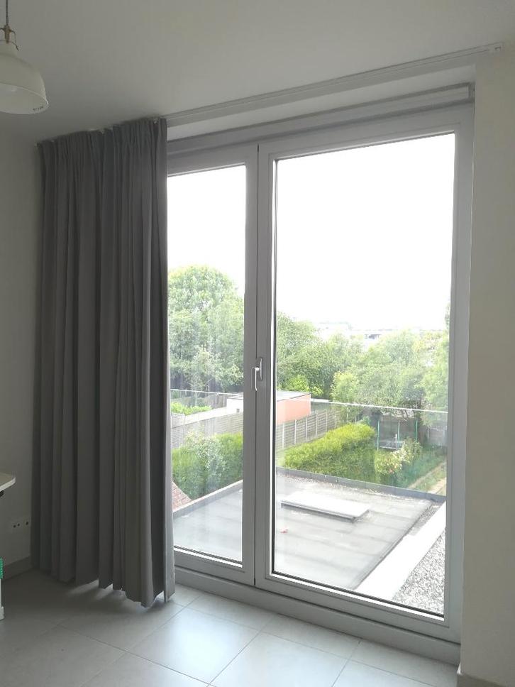 verduisterend gordijn, Huis en Inrichting, Stoffering | Gordijnen en Lamellen, Zo goed als nieuw, 200 cm of meer, 200 cm of meer