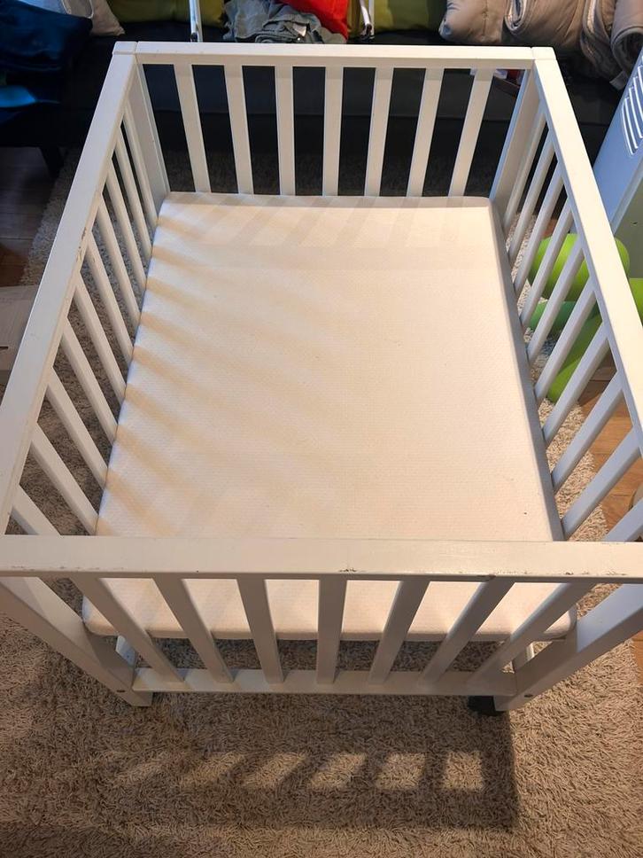 Kinderpark in wit (zie foto), Kinderen en Baby's, Babyparken, Zo goed als nieuw, Ophalen