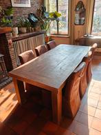 Bruine houten tafel met 6 stoelen (op wielen), Huis en Inrichting, Tafels | Eettafels, Ophalen, Gebruikt, 100 tot 150 cm, 200 cm of meer