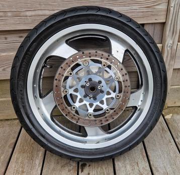 Vend roue avant Goldwing1800  beschikbaar voor biedingen