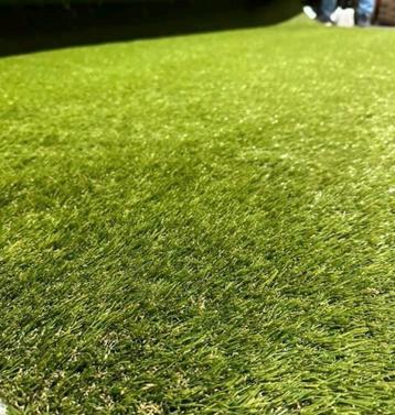 Kunstgras 4x10m = 40m² beschikbaar voor biedingen