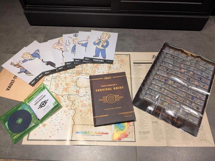 Fallout 4 met collectors edition game guide, kaart, posters, Games en Spelcomputers, Games | Xbox One, Zo goed als nieuw, Role Playing Game (Rpg)