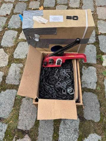 verpakkingsset polyesterband met spanner beschikbaar voor biedingen