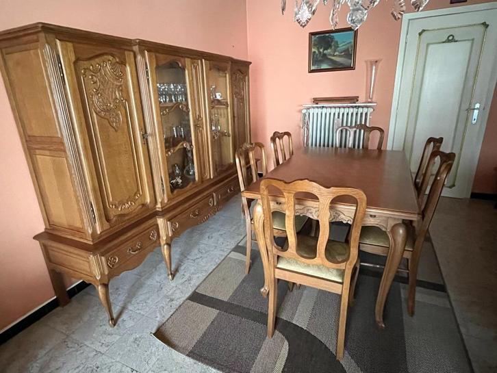 Volledige eetplaats: uittrekbare tafel+6 stoelen+2 kasten, Huis en Inrichting, Complete eetkamers, Gebruikt, 6 tot 8 stoelen, Ophalen