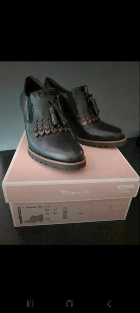 Chaussures à talon Mocassin noir tamaris 37 6 1/2 comme neuf, Kleding | Dames, Schoenen, Zo goed als nieuw, Zwart, Ophalen of Verzenden