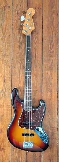 Basse Fender Jazz Bass USA Vintage  Ii  1966 reissue, Enlèvement, Comme neuf