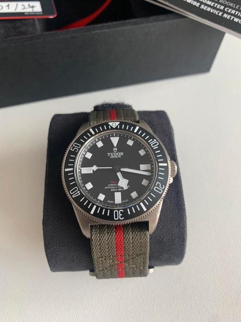 TUDOR PELAGOS FXD - Black met 2 straps, Handtassen en Accessoires, Horloges | Heren, Zo goed als nieuw, Polshorloge, Overige merken