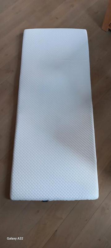 Lot de 2 surmatelas 80x200 cm beschikbaar voor biedingen