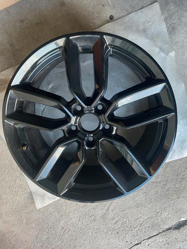 Audi velgen 18 inch/Originele Audi velgen/5x112zwarte velgen, Auto diversen, Wieldoppen, Zo goed als nieuw, Ophalen