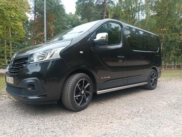 Prachtige Renault Trafic dubbele cabine beschikbaar voor biedingen