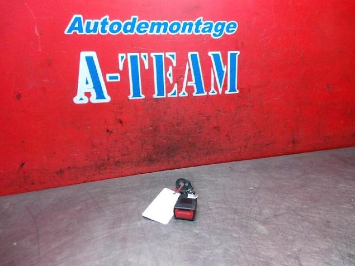 GORDELSLOT RECHTS ACHTER Passat Variant (3C5) (3C8857739), Auto-onderdelen, Interieur en Bekleding, Volkswagen, Gebruikt