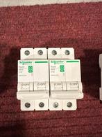 2x automaat schneider 16A 3kA, Enlèvement ou Envoi, Neuf, Interrupteur