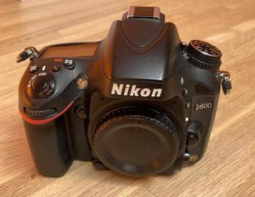 Nikon D600 (FX) + Nikkor AF-S 24-85mm F3.5-4.5 VR beschikbaar voor biedingen