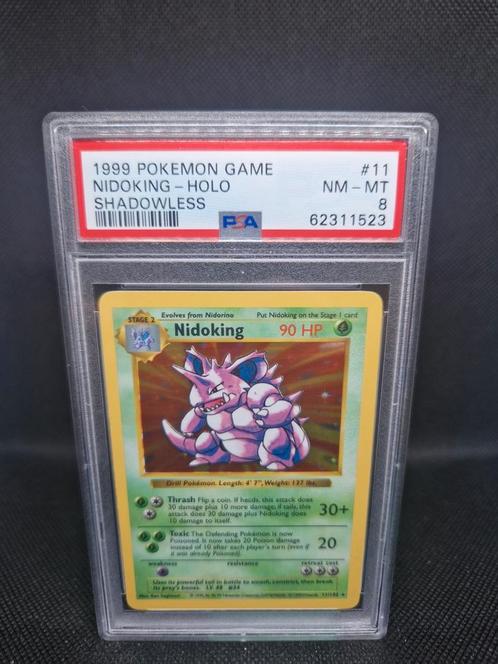 Nidoking Holo Shadowless Base Set PSA 8, Hobby en Vrije tijd, Verzamelkaartspellen | Pokémon, Zo goed als nieuw, Ophalen of Verzenden