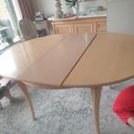 Table a manger avec rallonge, 100 à 150 cm, Quatre personnes, Enlèvement, Utilisé