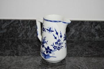 BOCH GRAND BOUQUET. CRUCHE A LAIT, A EAU ..., Enlèvement ou Envoi