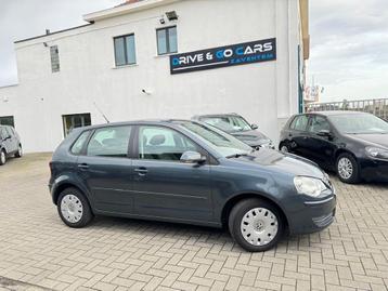 Volkswagen Polo 1.2i Benzine - CarPlay - * 1 JAAR GARANTIE * beschikbaar voor biedingen