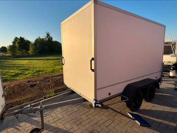  Gesloten Aanhanger 3m  beschikbaar voor biedingen