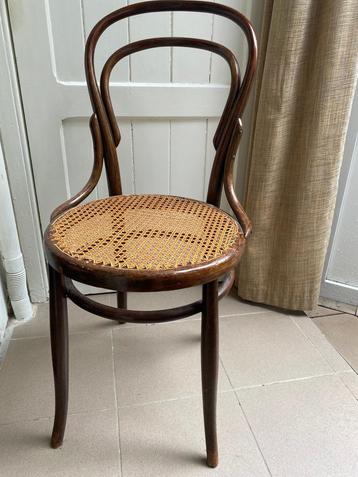 Chaise style Thonet beschikbaar voor biedingen