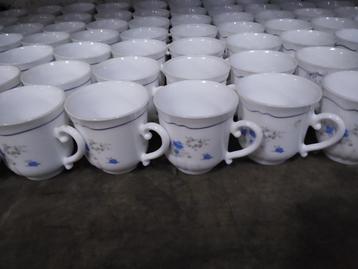 Arcopal Romantique  Servies beschikbaar voor biedingen