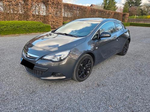 Opel astra gtc pakket 2016 euro6b wienig km, Auto's, Opel, Bedrijf, Astra, Bluetooth, Cruise Control, Sportstoelen, USB, Diesel