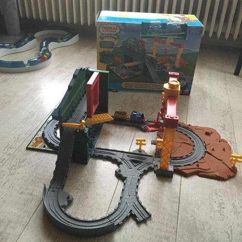 Thomas de Trein - Take-n-Play - Sodor grote laadwerf, Kinderen en Baby's, Speelgoed | Thomas de Trein, Gebruikt, Ophalen of Verzenden