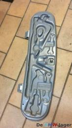 Gereedschap houder BMW 3 serie E46 sedan coupe 71111094910, Auto-onderdelen, Overige Auto-onderdelen, Gebruikt, Ophalen of Verzenden