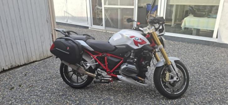 Motoren BMW, Motoren, Motoren | BMW, Particulier, Sport, meer dan 35 kW, 2 cilinders, Motorrijbewijs A, ABS, Cardan-aandrijving