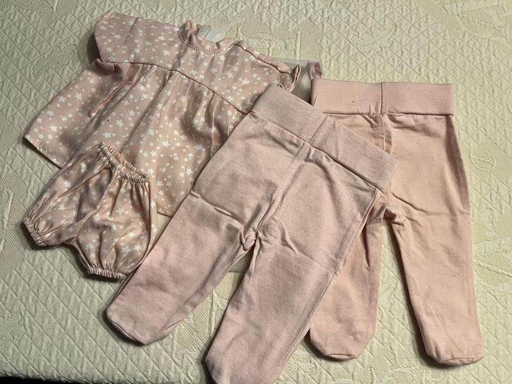 poppenkleertjes in nieuwe staat, schattig! DRIE sets, Collections, Poupées, Neuf, Baby Pop, Enlèvement