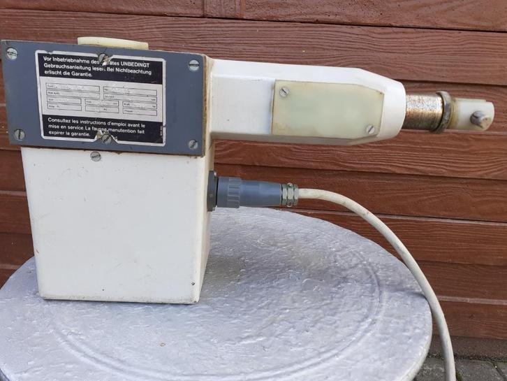 Lineare Actuator, Hobby en Vrije tijd, Overige Hobby en Vrije tijd, Gebruikt, Ophalen