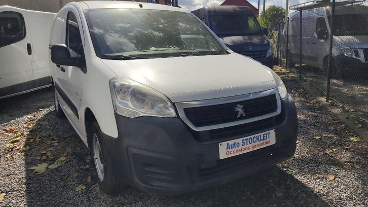 ⭕PEUGEOT PARTNER_1.6 HDI(99CH)_06/2017✅EUR.6B_EQUIP✅, Auto's, Bestelwagens en Lichte vracht, Bedrijf, Te koop, ABS, Airbags, Airconditioning