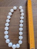 Retro Witte bollen sierketting/ halsketting, Ophalen of Verzenden, Gebruikt