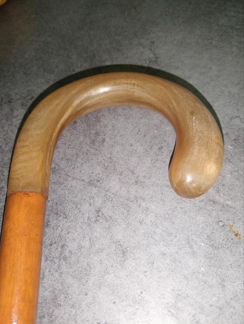 Oude blonde pommelstok met hoorn 87,5 cm, Diversen, Wandelstokken