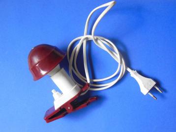 Vintage knijplampje / klemlampje beschikbaar voor biedingen