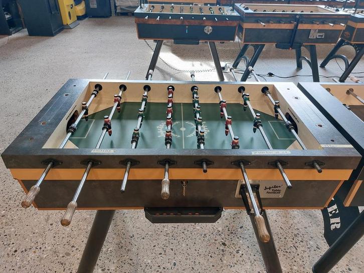 Tafelvoetbal / voetbaltafel / kicker Jupiter Goldstar, Kinderen en Baby's, Speelgoed | Voetbaltafels, Gebruikt, Ophalen